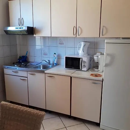Apartment In With Sea View, Terrace, Air Conditioning, Wi-fi Lopar
