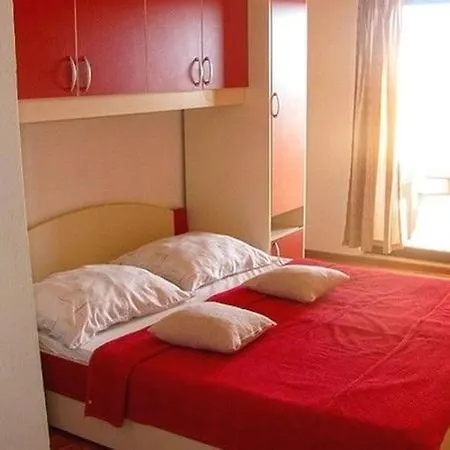 In With Sea View, Terrace, Air Conditioning, Wi-fi * Lopar