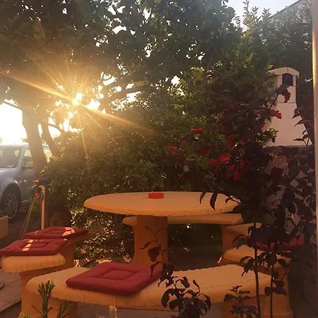 In With Sea View, Terrace, Air Conditioning, Wi-fi * Lopar